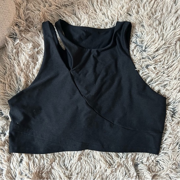 Old Navy Active • Long line sports bra - Picture 2 of 6